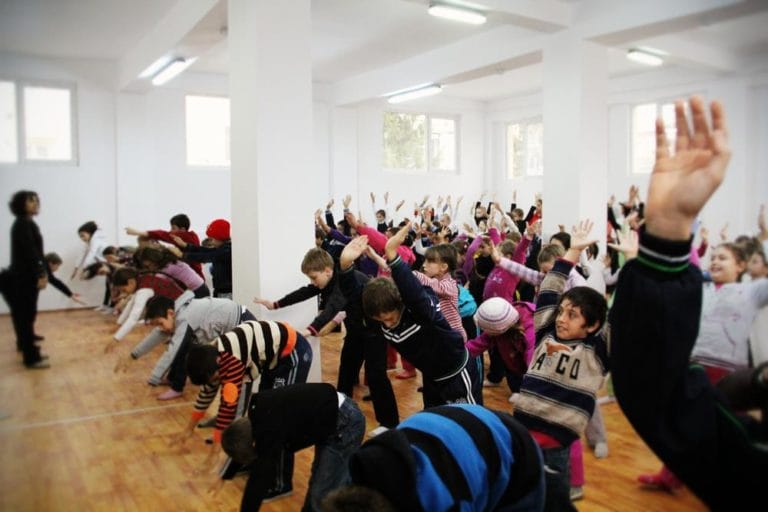 România se află pe locul 3 din Europa la obezitatea infantilă, iar eu cred că-i vina părinţilor 7 | Cristian Florea
