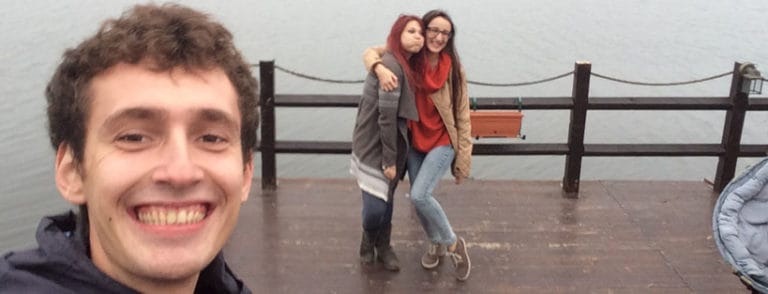 În fiecare an, tinerii petrec aproape 7 zile făcându-și selfie-uri [infografic] 36 | Cristian Florea