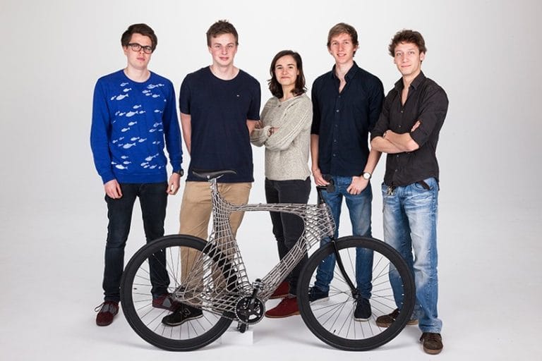 Așa arată prima bicicletă funcțională din oțel construită de o imprimantă 3D 29 | Cristian Florea