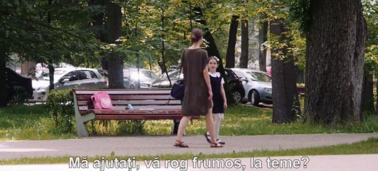cum ai reactiona daca te-ar-ruga-un-copil din parc sa-l ajuti la teme
