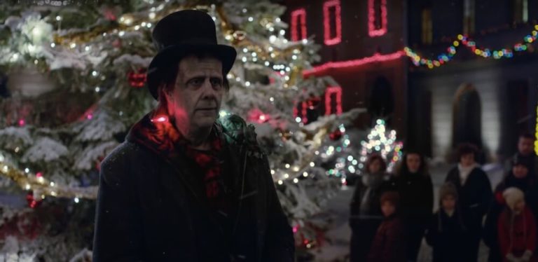 Cum își petrece Frankenstein Crăciunul, într-o reclamă Apple 23 | Cristian Florea Frankenstein - Apple