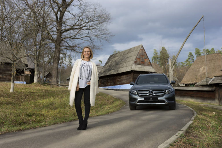 Mercedes-Benz face primul show online din România, iar tu poți fi unul dintre protagoniști 1 | Cristian Florea Ambasador Mercedes-Benz in Romania - Andreea Esca