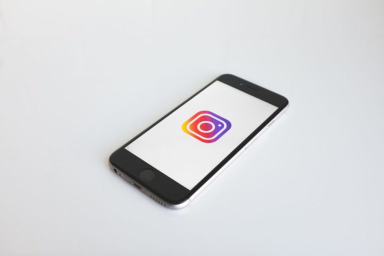 5 lucruri despre instagram invatate la Webstock 2017 - Photo by NeONBRAND