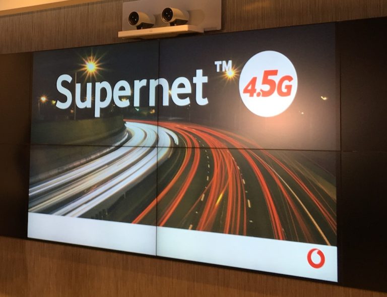 Vodafone lansează cel mai rapid internet pe mobil din România. Și un joc fain. :D 13 | Cristian Florea vodafone romania supernet 800 mpbs - cel mai rapid internet pe mobil din Romania