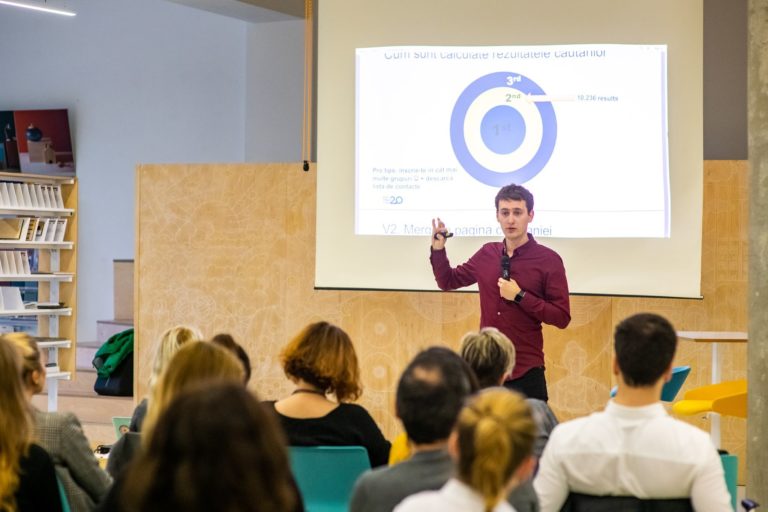 Curs open: Cum să construiești o strategie eficientă de social media 2 | Cristian Florea Curs open: Cum să construiești o strategie eficientă de social media 1 | Cristian Florea